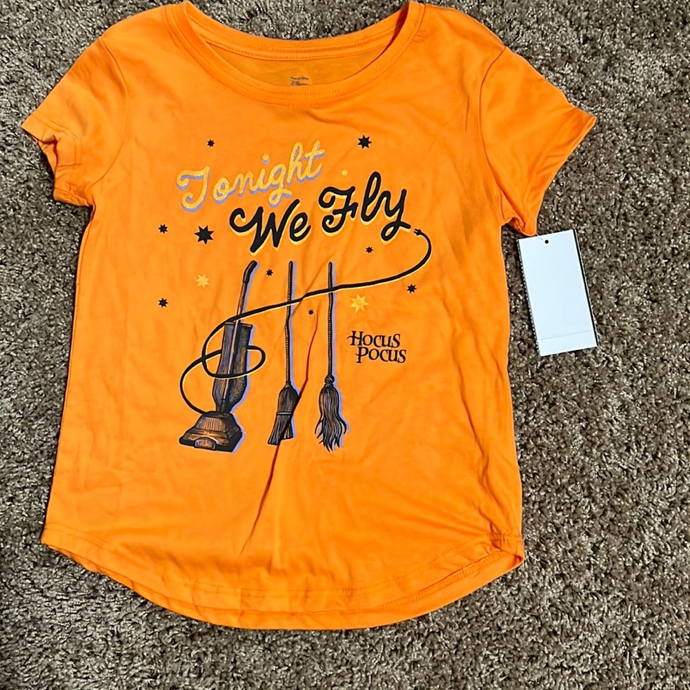 Girls' Hocus Pocus 'Tonight We Fly' Halloween S Sleeve Graphic T-Shirt 6/6X NWT